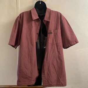 CK Mens button up plaid maroon short sleeve shirt. No call outs smoke free home.